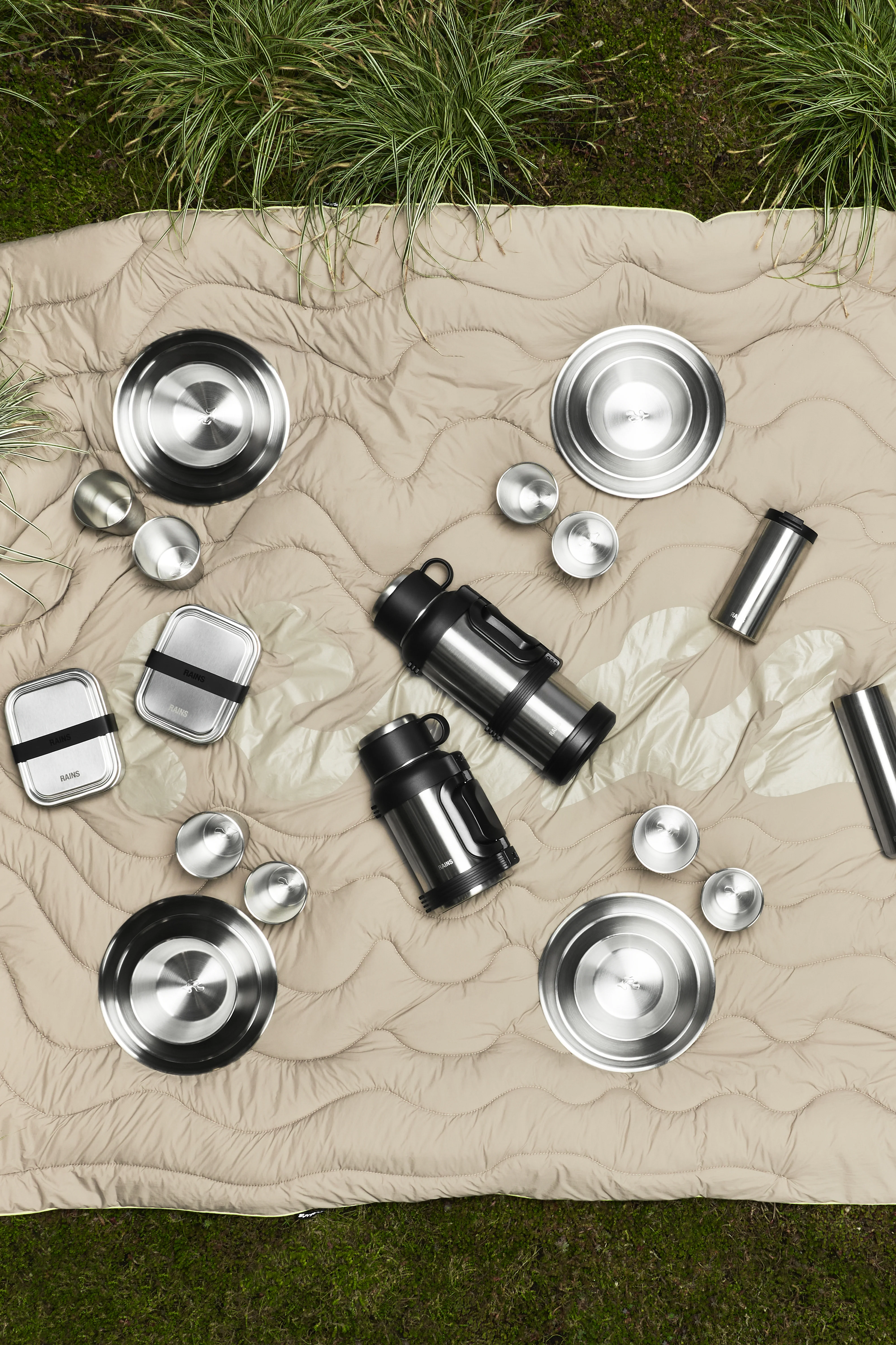 Stainless Steel Tumbler Vacuum Flask 1300ml - Image 16